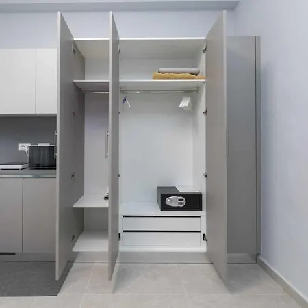 Montalbino Place شقة