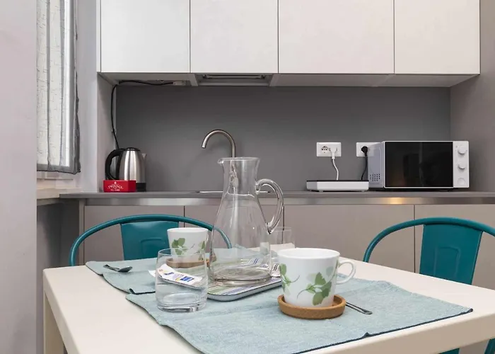 Montalbino Place * Milano